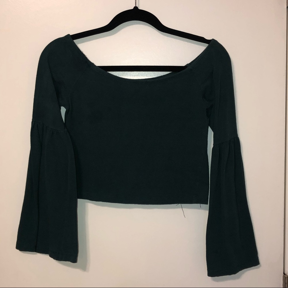 Off shoulder flare long sleeve